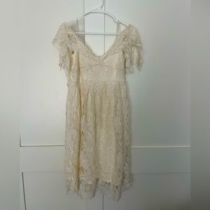 Ivory maternity dress